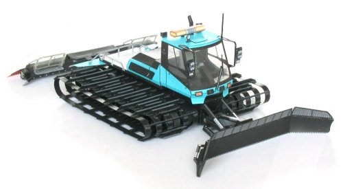 DF370 snow grooming machine